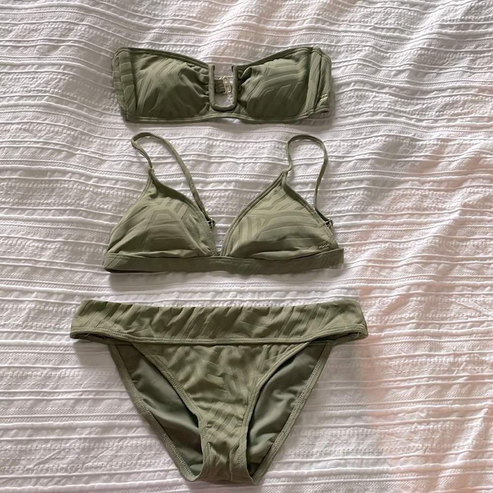 Billabong swim suit
